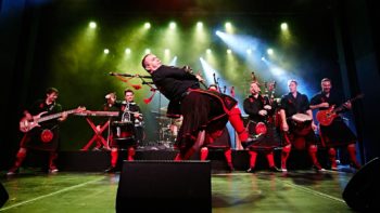 Red Hot Chili Pipers Pressefoto