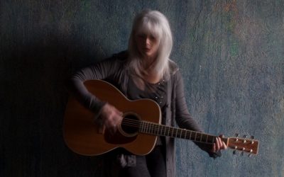 Emmylou Harris fra arkiverne