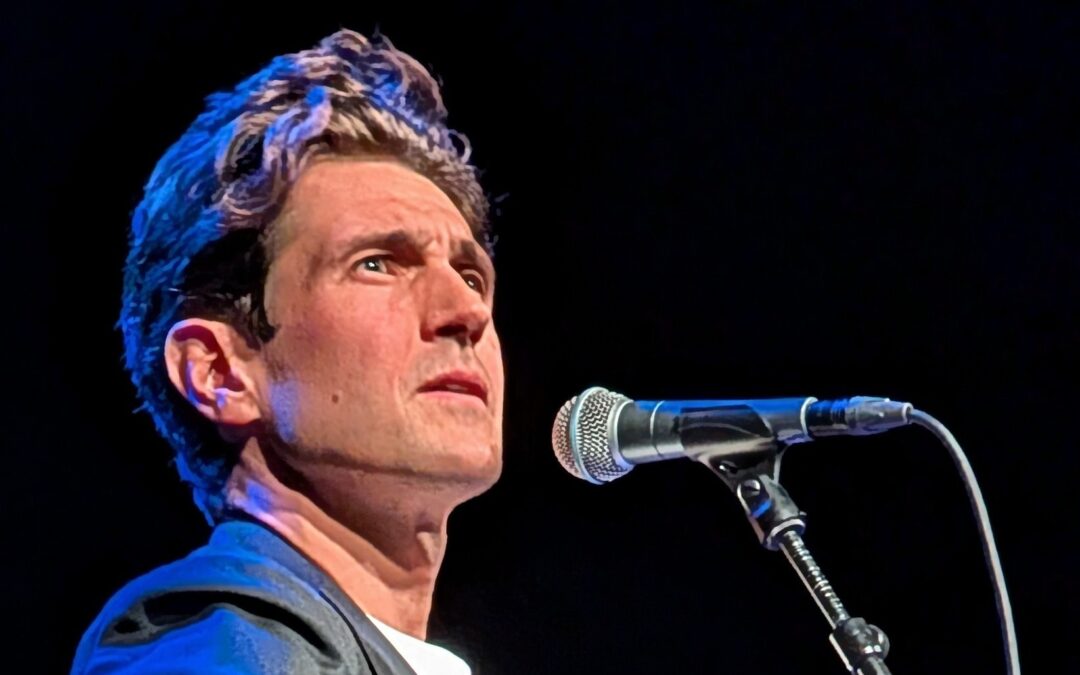 Live: Bahamas: DR Koncerthuset