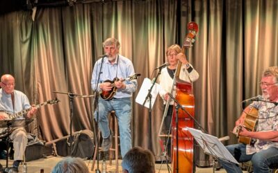 Live: Sunset Ridge: Karens Minde, Kbh.